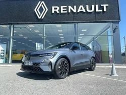Peinture gris schiste mat / toit noir Occasion 2025 Renault Mégane Berline | 39 990 €