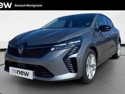 Gris Utilisé 2024 Renault Clio V Evolution Citadine | 16 999 € (Prix assez cher)