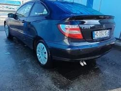 Utilisé 2006 Mercedes C200 Coupé | 3 600 €