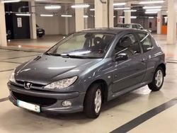 Gris Utilisé 2007 Peugeot 206 Berline | 2 700 € (Prix juste)