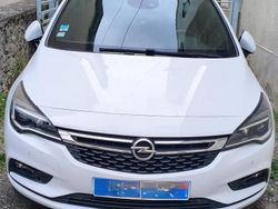 Utilisé 2016 Opel Astra Dynamic Berline | 9 500 € (Prix cher)