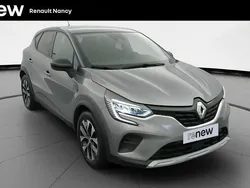 Gris Utilisé 2022 Renault Captur Evolution SUV | 16 689 € (Prix juste)