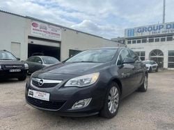 Gris Utilisé 2010 Opel Astra Cosmo Berline | 5 990 € (Prix assez cher)