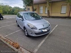 Utilisé 2010 Renault Grand Scénic III Monospace | 2 600 € (Prix juste)