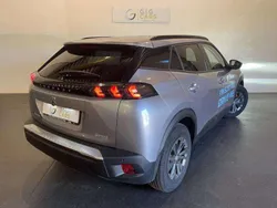 Peugeot e-2008