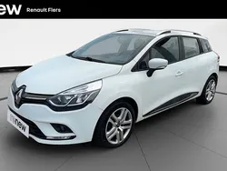 Blanc Utilisé 2018 Renault Clio GrandTour Business Break | 11 980 € (Prix assez cher)