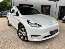 Blanc Utilisé 2022 Tesla Model Y Standard Range SUV | 27 490 € (Prix juste)