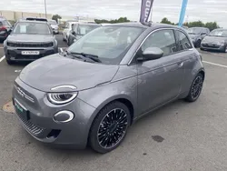 Noir Utilisé 2022 Fiat 500e La Prima Berline | 19 999 € (Prix cher)
