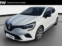 Blanc Utilisé 2023 Renault Clio V Evolution Citadine | 15 990 € (Prix juste)