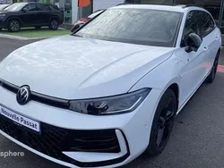 Blanc Utilisé 2024 VW Passat R-line Break | 56 900 €