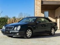 Bleu Utilisé 2002 Mercedes CLK230 Cabriolet | 12 000 €