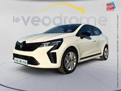 Blanc Utilisé 2025 Renault Clio V Evolution Berline | 17 799 € (Prix juste)