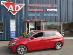 Rouge Utilisé 2019 Peugeot 308 Allure Berline | 14 990 € (Prix assez cher)