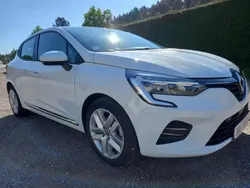 Blanc Utilisé 2021 Renault Clio V Business Berline | 14 990 €