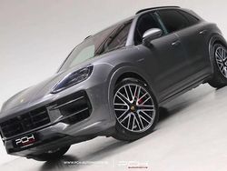 Gris Utilisé 2024 Porsche Cayenne S E-Hybrid SUV | 129 999 €