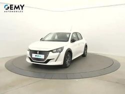 Blanc Utilisé 2021 Peugeot e-208 Active Citadine | 13 900 € (Prix juste)
