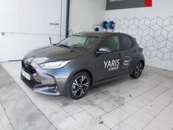 Gris Utilisé 2025 Toyota Yaris Hybrid Design Citadine | 24 580 € (Prix juste)
