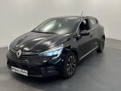 Utilisé 2021 Renault Clio V Intens Citadine | 16 900 € (Prix juste)