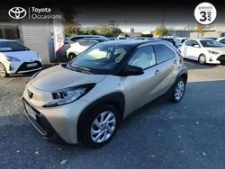 Biton beige gingembre métal/toit noir Utilisé 2022 Toyota Aygo X Design SUV | 13 990 €