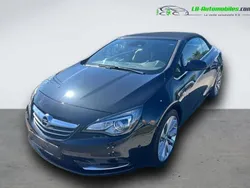 Utilisé 2015 Opel Cascada Cabriolet | 20 800 € (Prix cher)