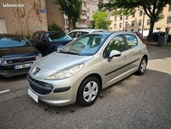 Gris Utilisé 2006 Peugeot 207 Berline | 3 690 € (Prix juste)