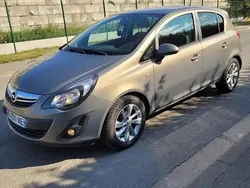 Argent Utilisé 2014 Opel Corsa Berline | 4 500 € (Prix assez cher)