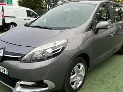 Gris Utilisé 2014 Renault Scénic III Business Monospace | 5 990 €