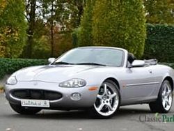 Argent Occasion 2000 Jaguar XKR Cabriolet | 32 900 €