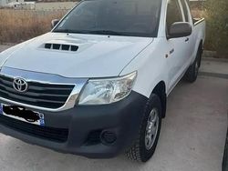 Utilisé 2014 Toyota HiLux Pick-up | 22 200 €