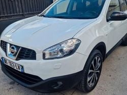 Blanc Utilisé 2014 Nissan Qashqai +2 Tekna SUV | 8 950 €