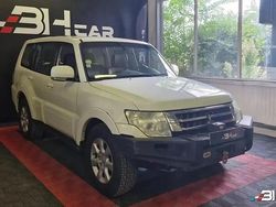 Blanc Occasion 2015 Mitsubishi Pajero SUV | 23 990 €