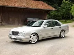 Argent Utilisé 1996 Mercedes E50 AMG AMG Berline | 39 950 €