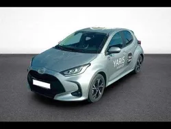 Utilisé 2024 Toyota Yaris Hybrid Design Berline | 23 990 € (Prix assez cher)