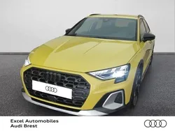 Jaune python métallisé Utilisé 2024 Audi A3 Design | 43 900 €