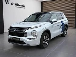 White diamond / blk xw4 Utilisé 2025 Mitsubishi Outlander SUV | 61 000 €