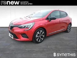 Rouge Utilisé 2023 Renault Clio V Evolution Berline | 17 490 € (Prix juste)