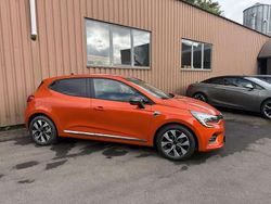 Blanc Utilisé 2021 Renault Clio V LIMITED Berline | 14 990 € (Bon prix)