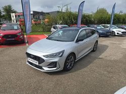 Gris Utilisé 2024 Ford Focus ST-Line X Break | 27 999 € (Prix assez cher)