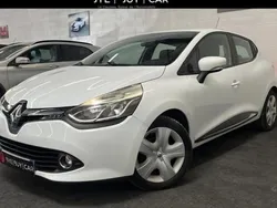Utilisé 2015 Renault Clio IV Zen Citadine | 8 990 € (Prix juste)