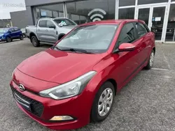 Rouge Utilisé 2015 Hyundai i20 Berline | 6 950 € (Bon prix)