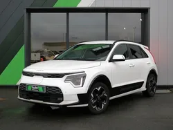 Blanc Utilisé 2023 Kia e-Niro 2 SUV | 19 800 €