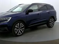 Bleu Utilisé 2024 Renault Espace Iconic Monospace | 40 880 € (Prix juste)