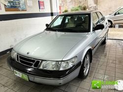 Blanc Utilisé 1997 Saab 900 Citadine | 6 990 €