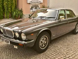 Jaguar XJ12