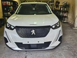 Blanc Utilisé 2022 Peugeot 2008 Allure SUV | 13 700 € (Bon prix)