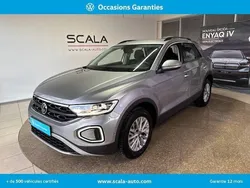 Utilisé 2024 VW T-Roc Life SUV | 29 290 € (Prix juste)