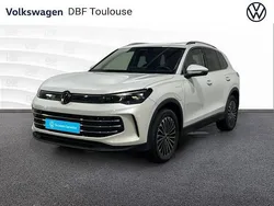 Utilisé 2025 VW Tiguan Elegance SUV | 46 888 €