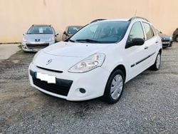 Blanc Utilisé 2010 Renault Clio GrandTour Dynamique Break | 5 000 € (Prix juste)