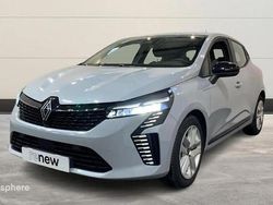 Gris Utilisé 2024 Renault Clio V Evolution Berline | 14 999 € (Prix juste)