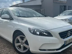 Blanc Utilisé 2014 Volvo V40 Momentum Break | 8 999 €